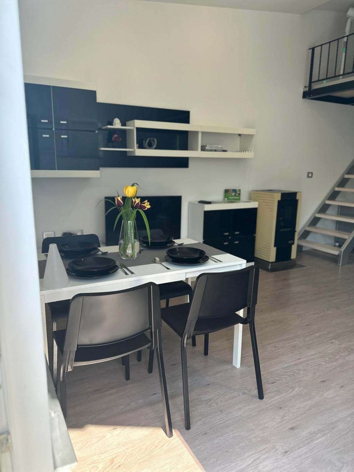 Apartment Stucin Vipava Buitenkant foto